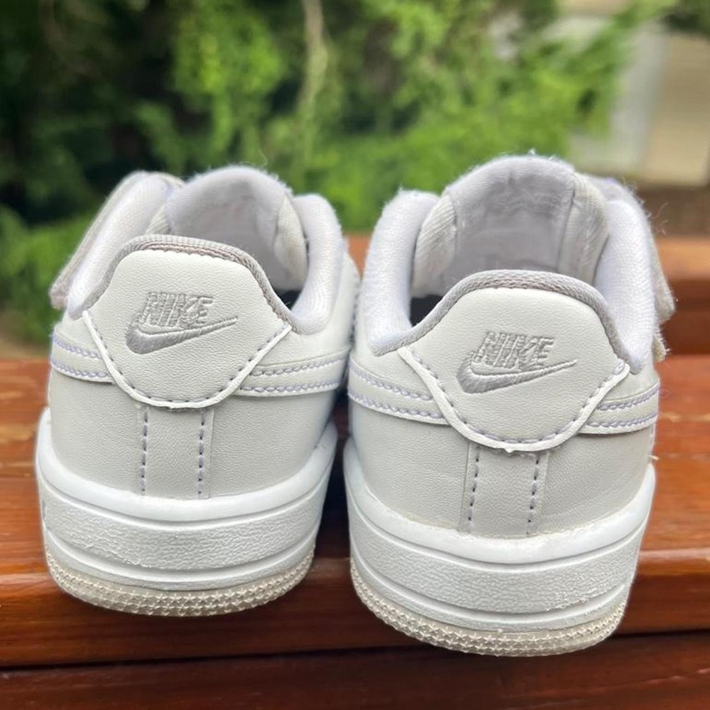 Nike Air Force 1 White Toddler Youth 8C Sneakers Unisex Running Shoes - Picture 7 of 8